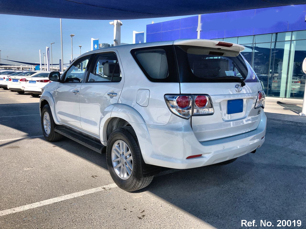  Toyota / Fortuner Stock No. 20019